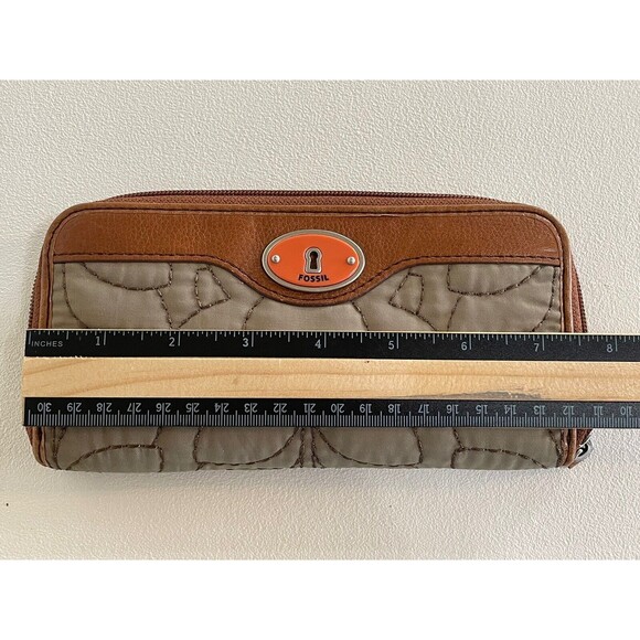 FOSSIL Key-Per Orange Quilted Brown Leather Wristlet ID Coin Zip Wallet - Picture 7 of 8